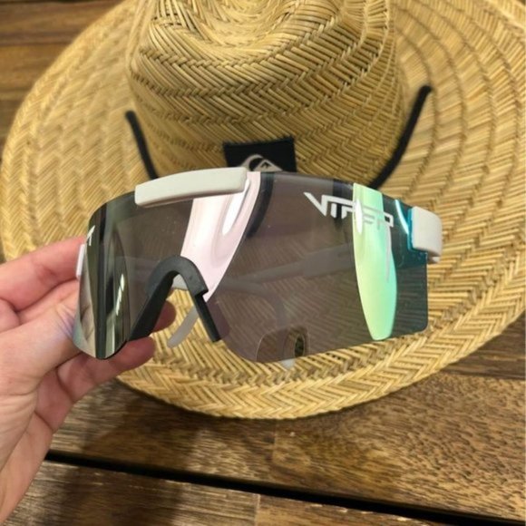 Miami nights polarized sunglasses. New!! Reflective colour. Padded nose. - Picture 4 of 10